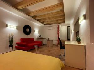 NEW Workspace Studio Savoya9 Self Check in Old City Center