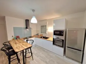 Chambre privée dans Happy Home Maison Calme Chez l'habitant - 勒孔凯