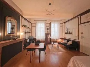 Le studio de Léo - Sezrey