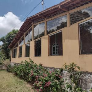 CASA DA MONTANHA na Chácara Paraíso