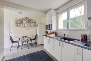 Gold&Silver Quiet House Pro-Family