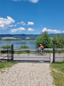 APARTAMENT Z POMOSTEM nad Jeziorem Czorsztyńskim