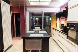 Maison de Ville restylée avec jardin, proche gare