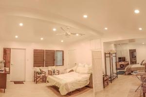 선샤인코스트 Renovated 2-Bed Cottage - Sleeps 4 - Free Parking 싱글룸 스위트룸