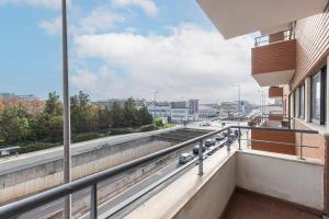 Fancy Apartment WMetro at Doorstep by LovelyStay