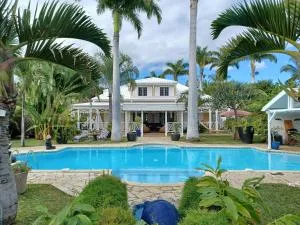 Le hameau du p'tit caillou - Saint-Gilles-les Hauts