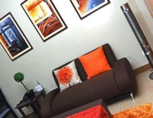 High-Rise Apartment Condo near NAIA Terminal 3 with a Perfect Airport Front-View