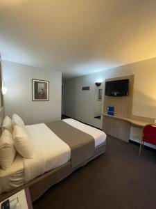 Hotels Kyriad Saint Fargeau Ponthierry - Apollonia : photos des chambres