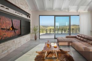 Villa Royale Croatia with Golf Green in Brtonigla