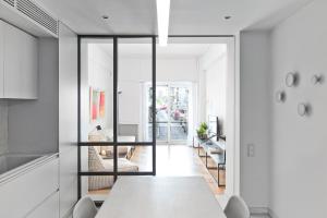 BAG- Boutique Apartment Grey - Hilton Area