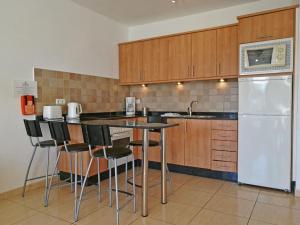 Tabaybas E8, central two bed PDC