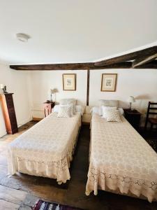 B&B / Chambres d'hotes Le logis de Lasteyrie : photos des chambres