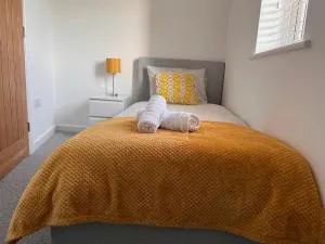 Superb modern flat in Northampton, parking &EV - Chapel Brampton