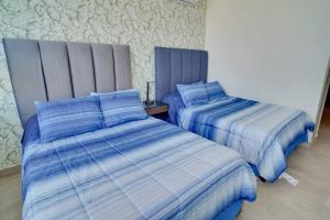 Best Apt Luxury Modern New 2BR Gym Pool 3mins SPGG