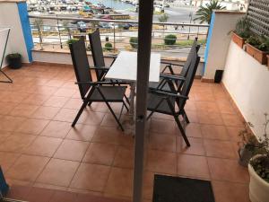 LEstartit, àtic amb terrassa primera línia