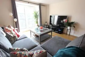 Spacious 2 Bed, 2 Bath apartment -The Shore, Leith - 格伦罗西斯