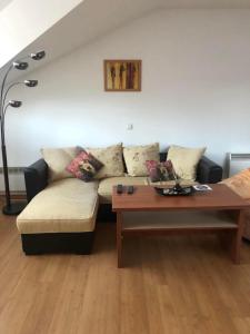 Two bedroom flat in Magernitsa