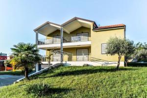 Apartments Lia-Jolie