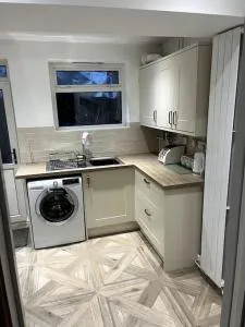 Modern welsh cottage - Tonyrefail