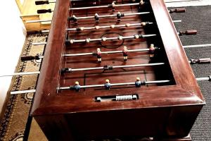 One of a Kind Rustic Log Cabin near Bryce Resort - Large Game Room - Fire Pit - Large Deck - BBQ