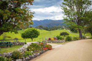 Henkley Cottage 1 Isaiah