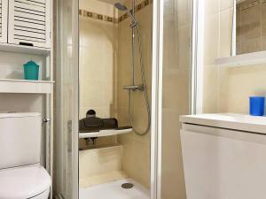 Appartement familial climatisé avec piscine, terrasse et parking - 5 couchages - Le Lavandou - FR-1-251-426
