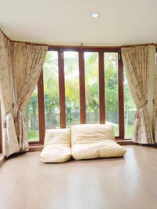 Villa Gathering Yuni Syahla