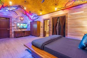 Shivaaz Villa - Celebrity 4BHK Luxury Villa in Goa with Private Pool