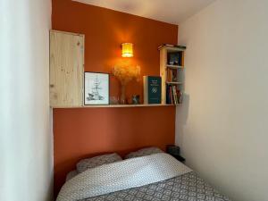 Appartements Vue mer studio refait a neuf & climatise - a 50 m de la plage : photos des chambres