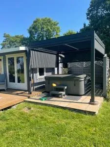 Alpaca Fold - Hoghton