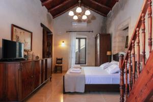 Vigdini Traditional House