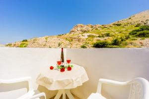 Magdalena with mountain and seaview