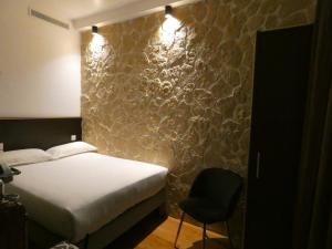 Small Double Room room in Hôtel Bonne Nouvelle