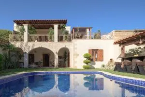 Nicole Villa, an Enchanted Gem, By ThinkVilla - Embrósneros