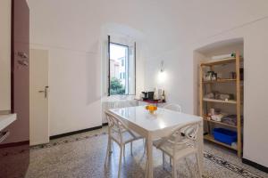 Sea View, in the old town Santo Stefano Al Mare