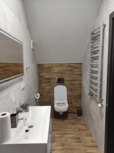 Noclegi Budomas