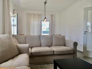 Torrezinha- Moradia Moderna em condomínio com piscina