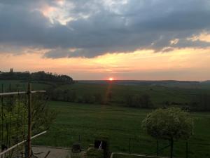 Les Pantoufles dans le Pré