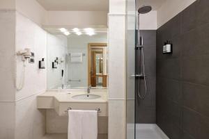 Superior Double or Twin Room with Balcony