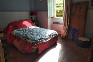 Maisons de vacances Maison a l'ancienne avec grand terrain , animaux bienvenus : photos des chambres