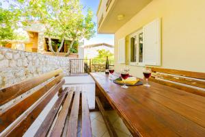 Galinec with mountain and seaview