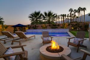 Luxury Rental Signature PGA West Pool Spa Putting green