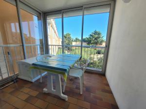 Appartement avec piscine proche plage et commerces