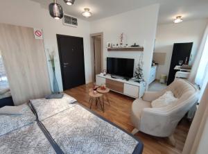 BellaCasa AirportStudio