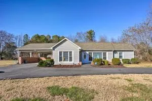 Prince George Getaway Near Historic Sites! - Technical Center Heliport