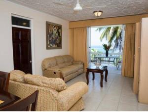 Ocho Rios 2 Bedroom ApartmentFlat