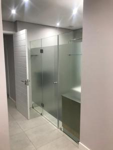 Stylish Sea View Apartment in Santorini Estate.