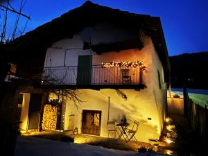 Al Civico 2 - Rustico con SPA Privata - Piscina - Sauna - Hammam - Free Wi-Fi
