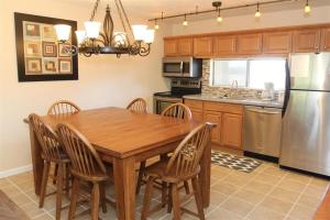 Seven Springs 1 Bedroom Premium Condo, Ski In Ski Out condo