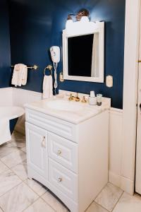 1897 Beekman House Bed and Breakfast